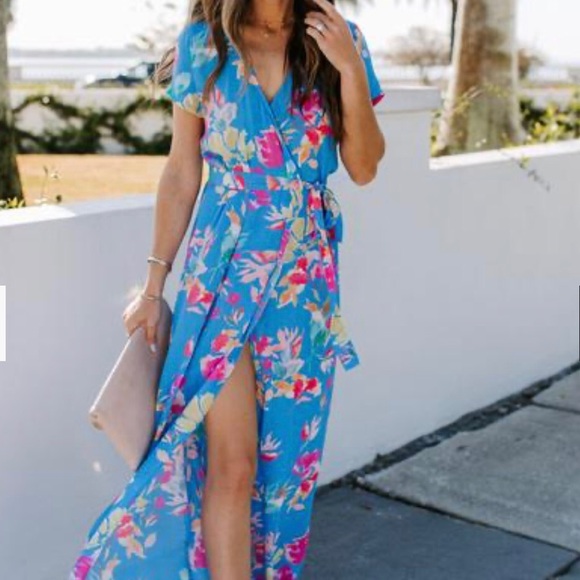 Vici Dresses & Skirts - NWT VICI floral wrap maxi dress size M